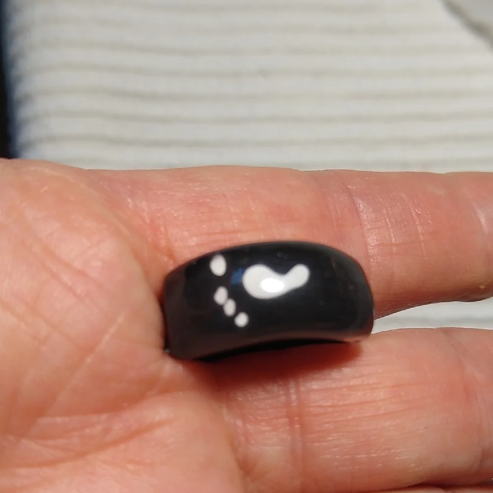 Resin Hang-Ten Ring